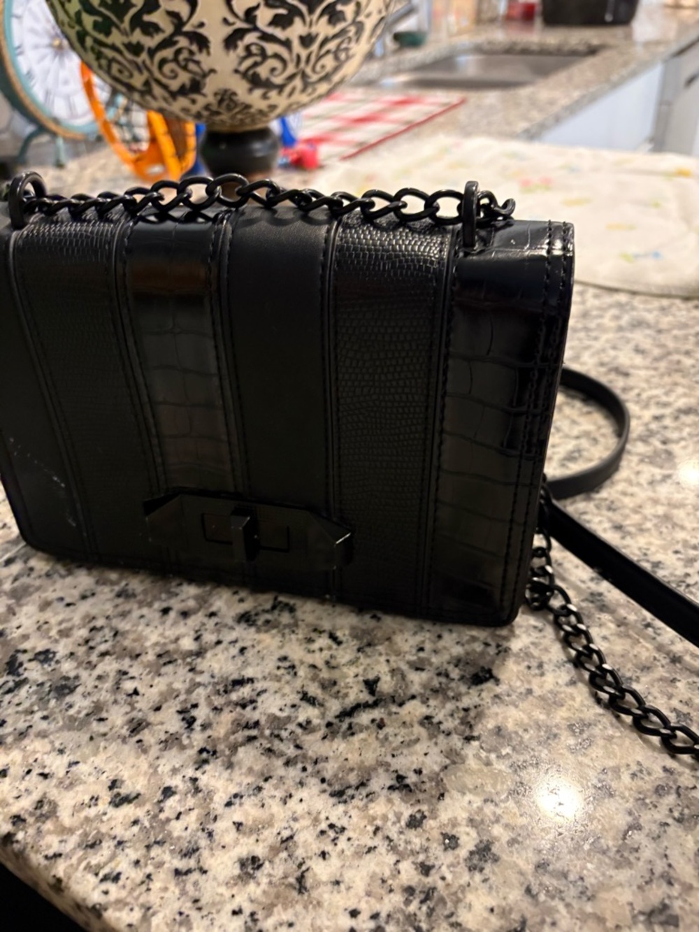 Aldo - Picture 4 of 6
